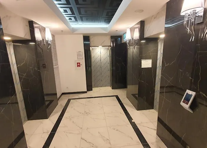 Hanza Tower Ajp Lux Apartmán