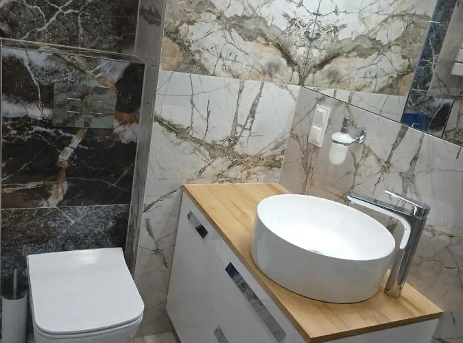 Hanza Tower Ajp Lux Apartmán